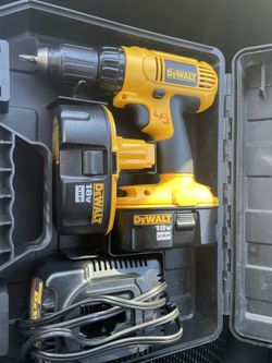 Dewalt Power Drill