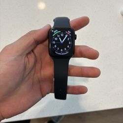 Apple Watch SE (2nd Gen) 44mm WiFi – Great Condition