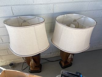 2 Lamps 
