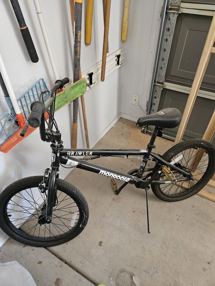 Mangoose BMX Youth Bike 20"