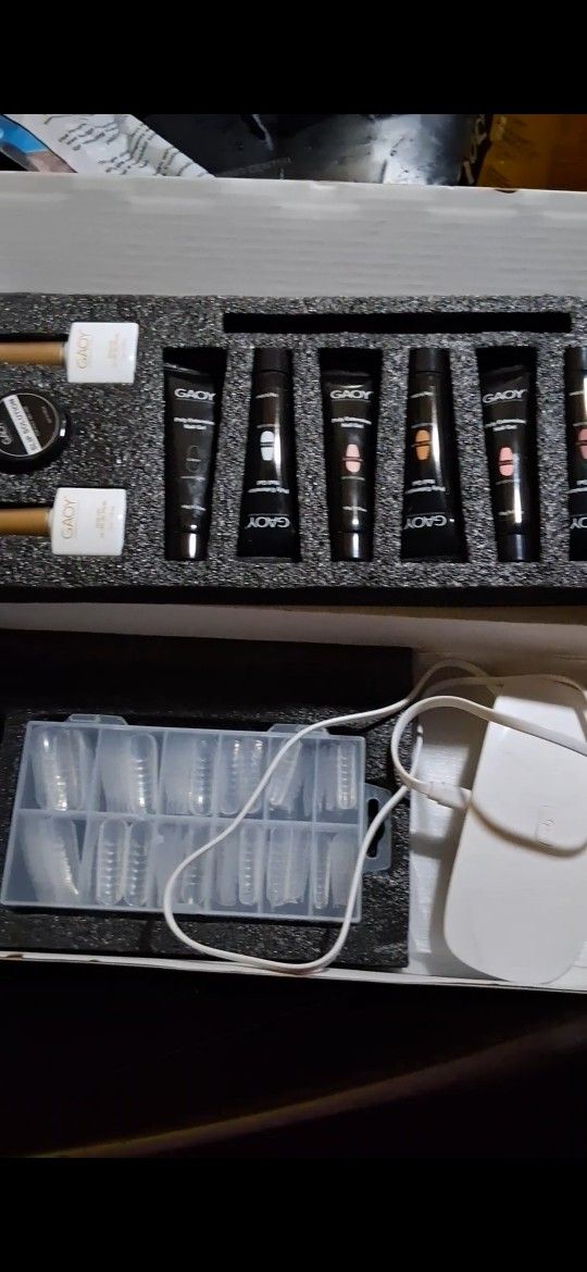 Nail gel kit