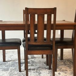 Dinning table With 4 Chairs