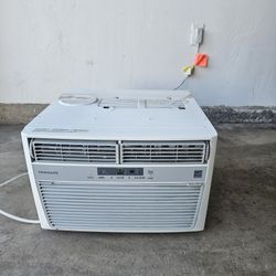 Used Frigidaire Window AC Unit 8000 Btu