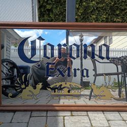Corona Extra Mirror Sign