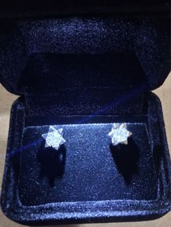 14k White Gold Star Earrings
