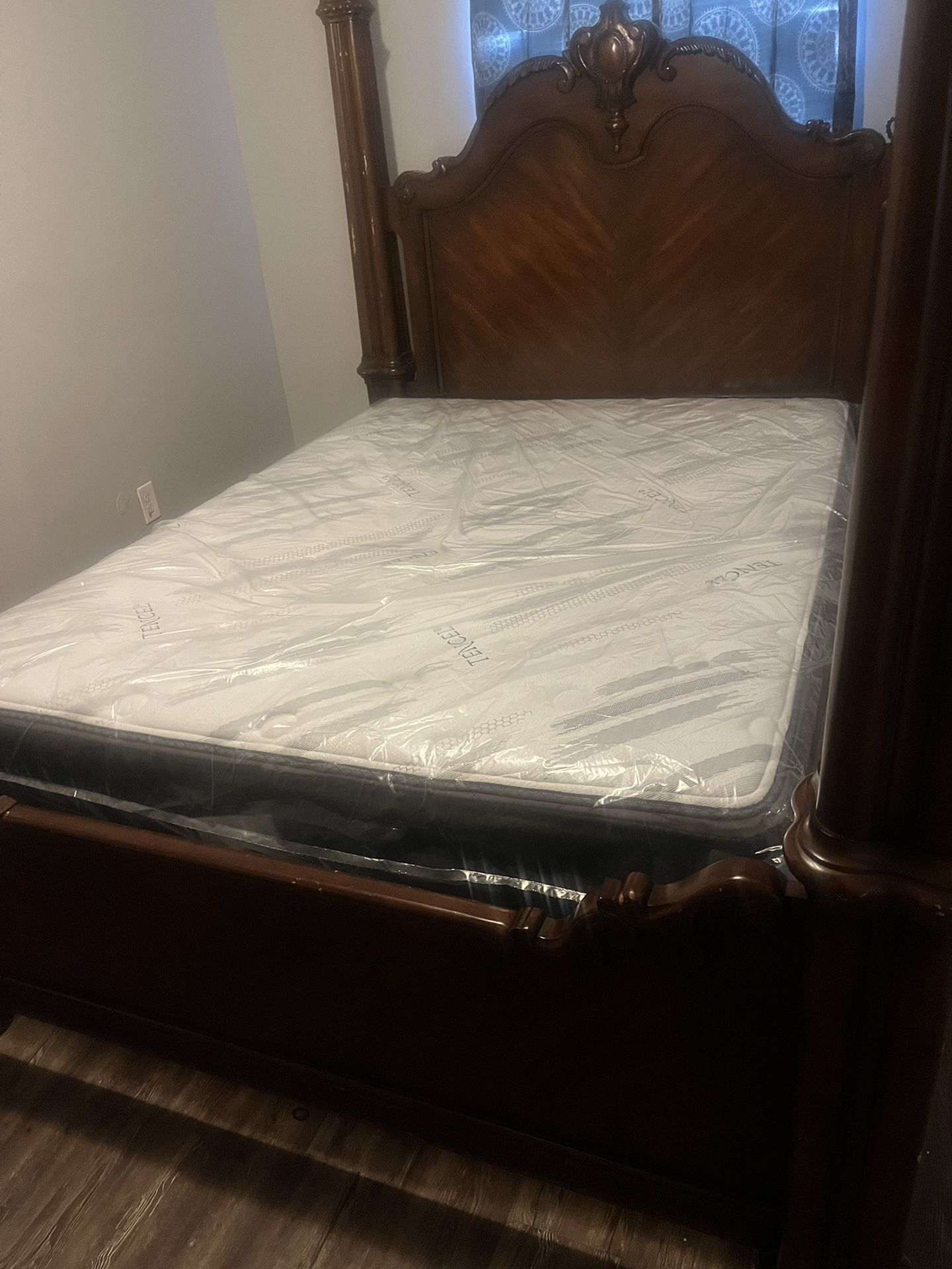 Queen bed frame and mattress With Box Spring