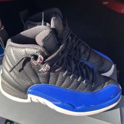 Air Jordan 12 Retro Hyper Royal