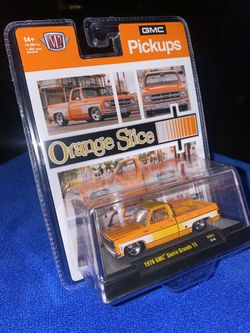 M2 Machines 1976 GMC Sierra Grande 15 Orange Slice SquareBody