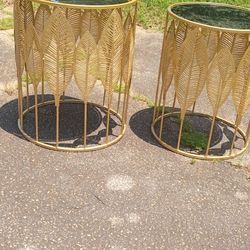 New Mirror Top Gold Leaf Base Very Detailed High Quality Nesting Tables 
