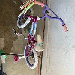 Girls bike