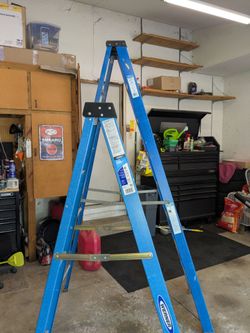 Ladders 8 feet and 6 feet