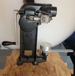 Can Sealer