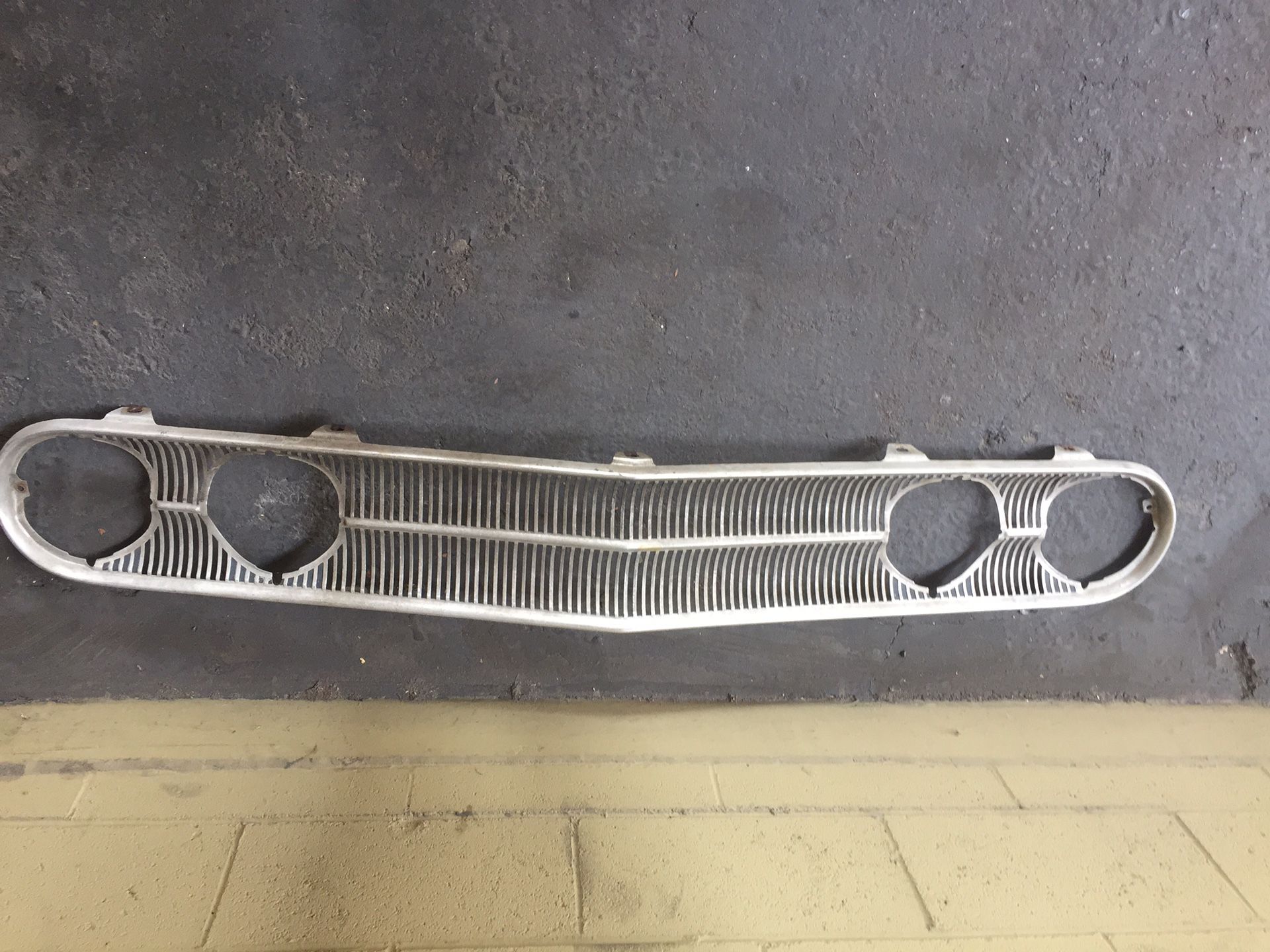 1960 Mercury Comet Grill