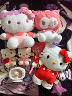 Hello kitty Valentines plushies