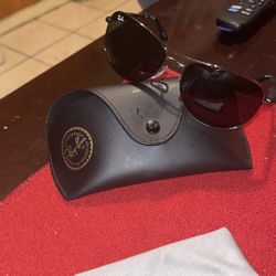 Ray-Ban 100% U V Protection 