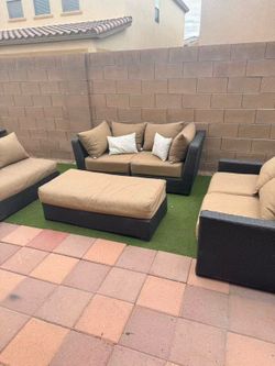 Sunbrella 4-Piece Wicker Patio Furniture Set