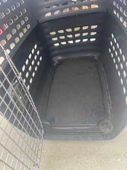 Pet mate  dog cage $1