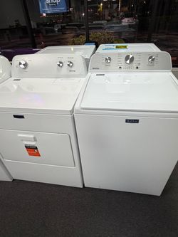 Maytag washer and dryer set