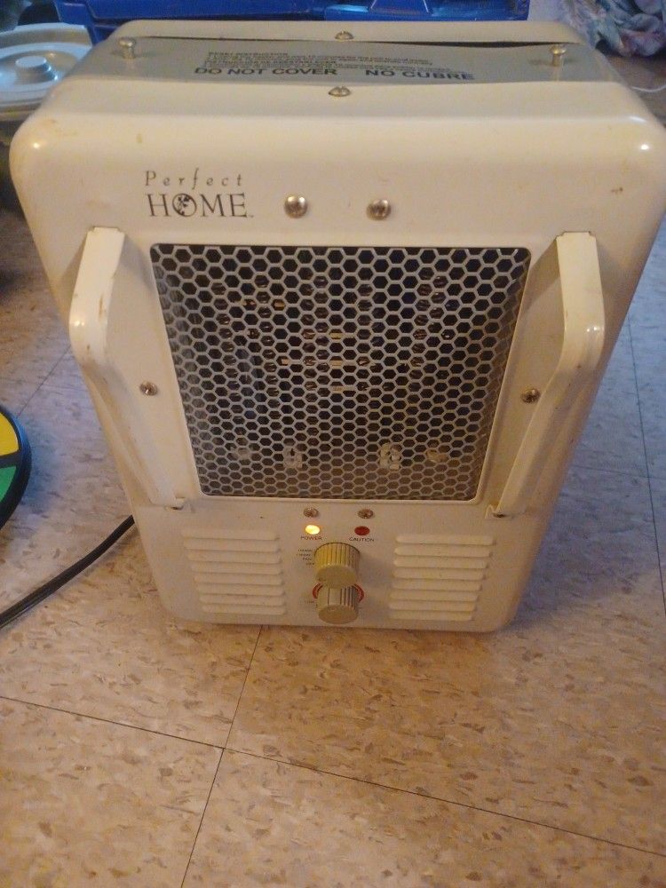 HEAVEY DUTY 1500W HEATER, LIKE NEW ONLY PICK UP