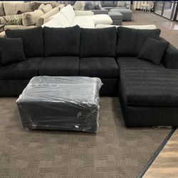 New Cream White Sectional And Ottoman