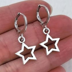925 Sterling Silver Hollow Star Dangle Earrings 
