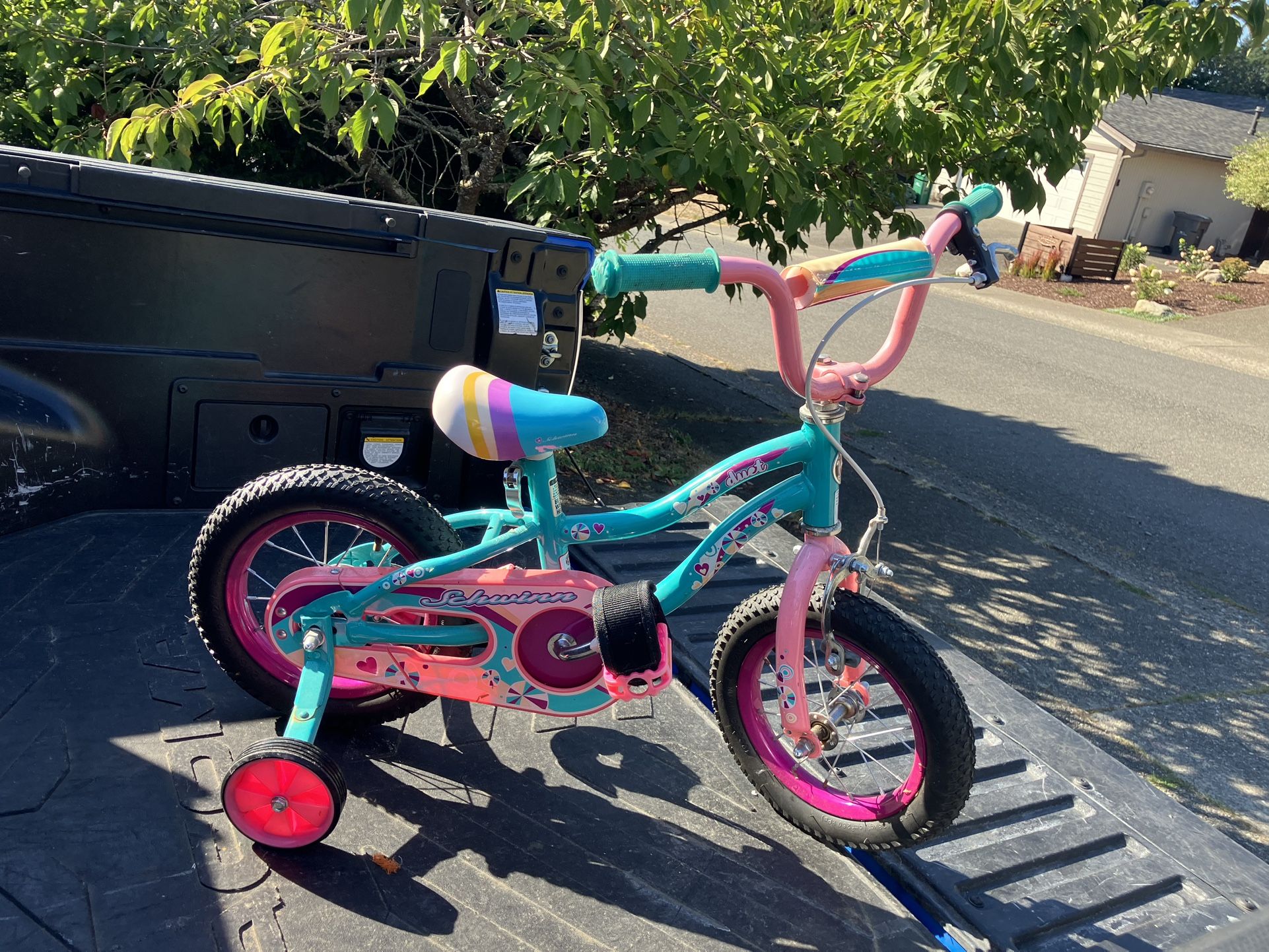 Child Kid Children Bike 12” Wheels With Training Wheels Bicycle Tricycle Trike in Good Condition