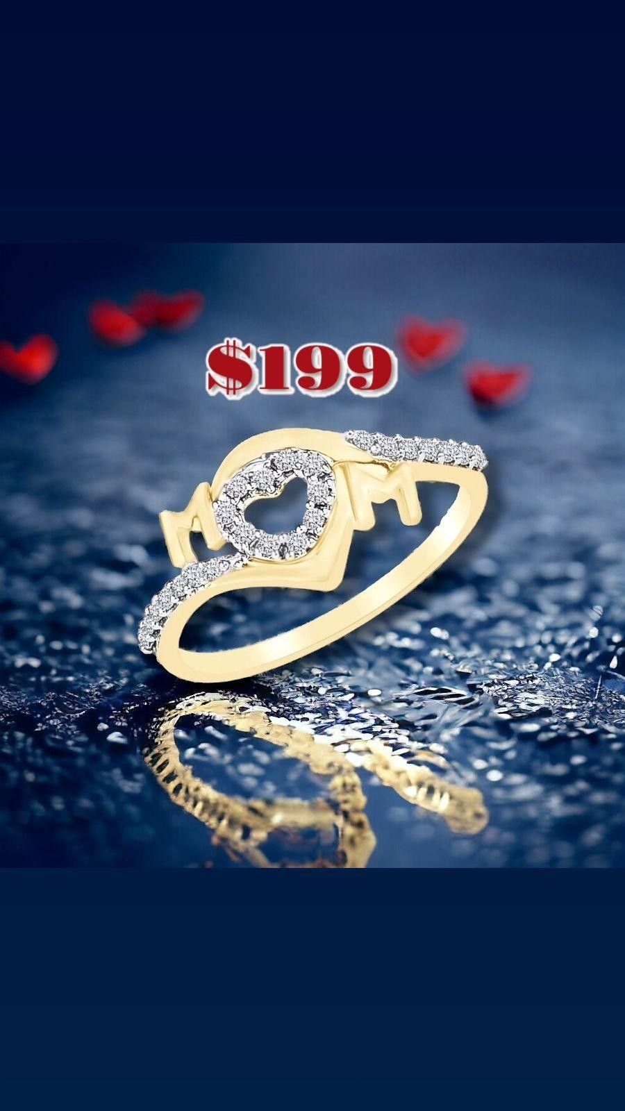 1/8 Carat TW Diamond Mom ring, 10K Gold 