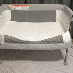 AirClub Bassinet Bedside Sleeper
