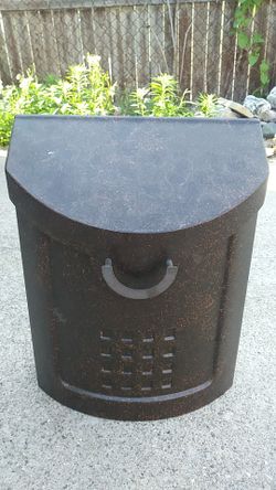 Mail box