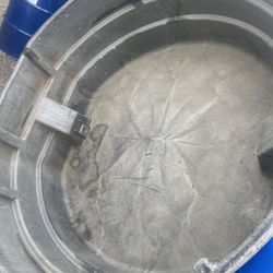 300 Gallon Tub 