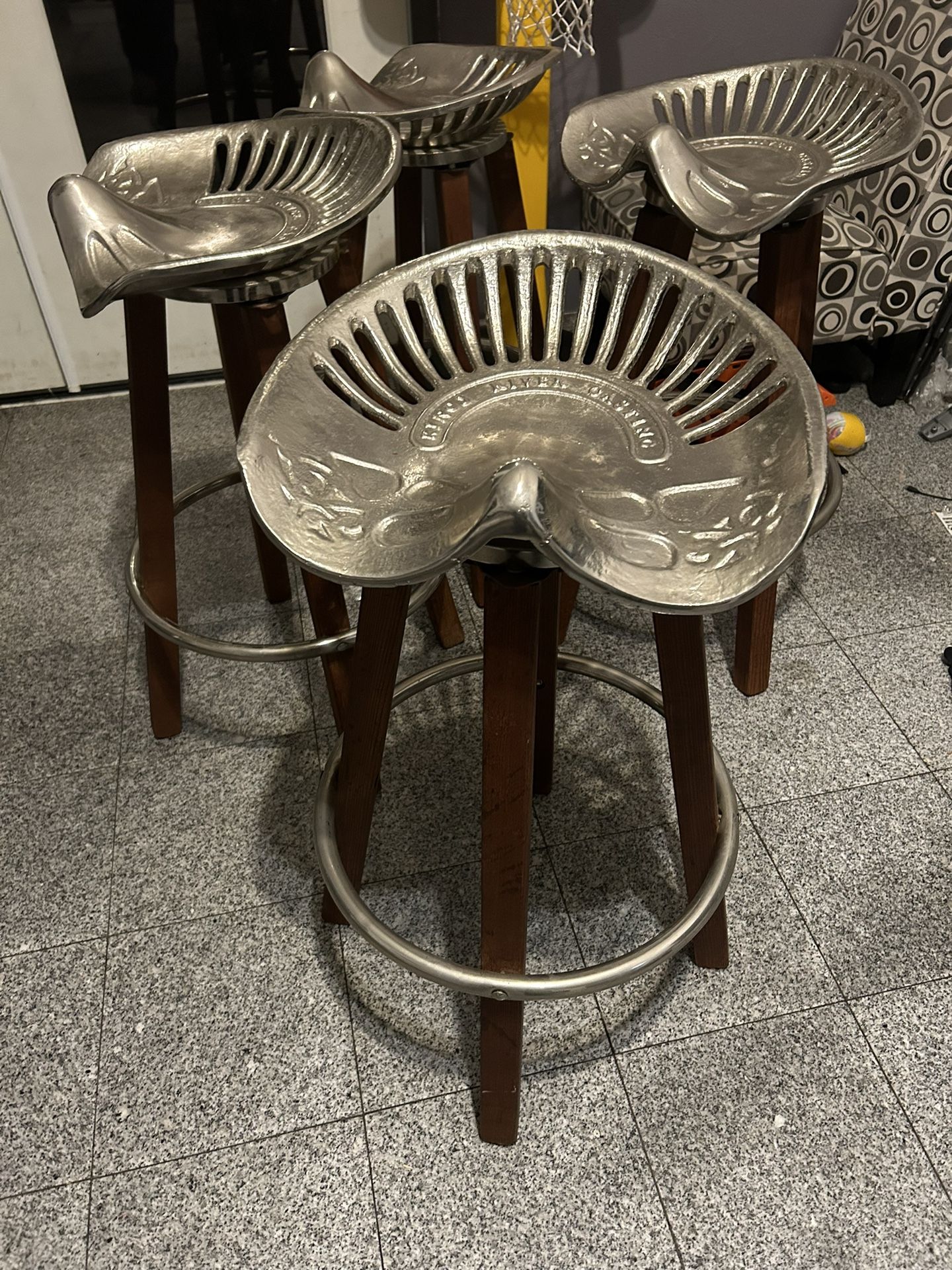 Farmhouse Tractor Seat Barstools
