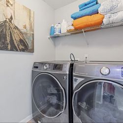 Samsung washer and dryer lightly used