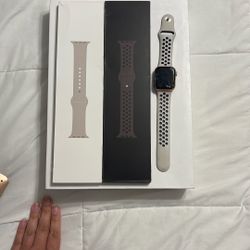 40 MM Series 3 Apple Watch 