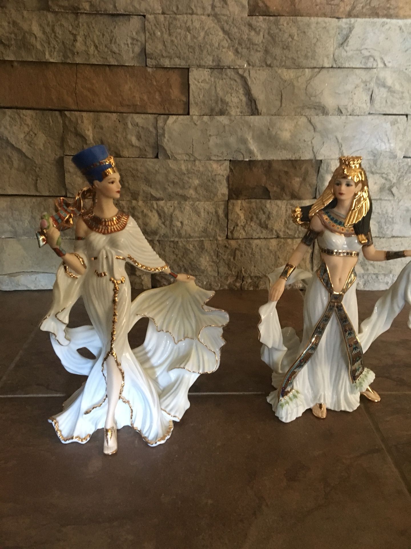 Cleopatra and Nefertiti figurines