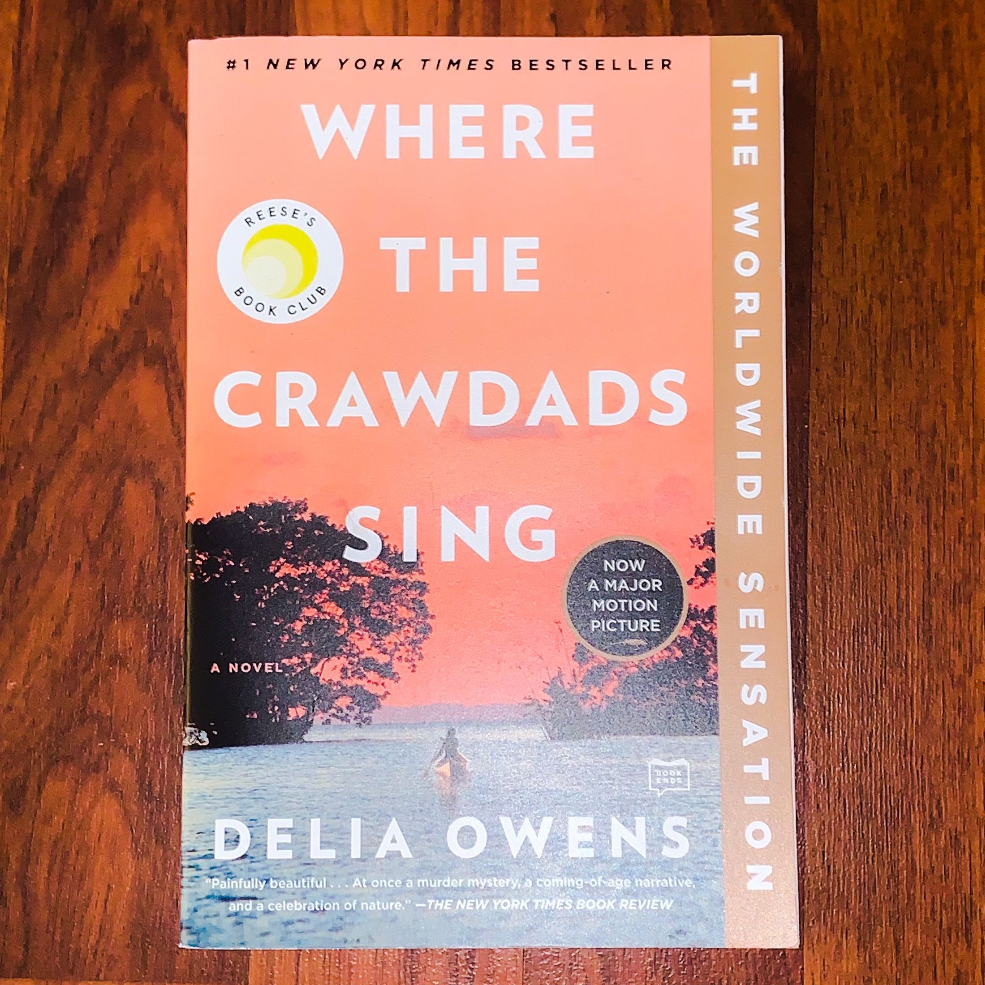 Where the Crawdads Sing by Delia Owens~Paperback *SHIPPING ONLY*