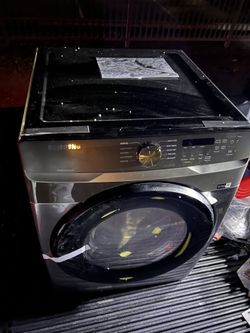 Gas Dryer BRAND NEW!