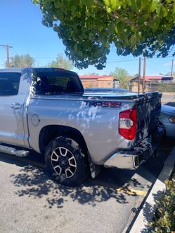 Tonneau cover