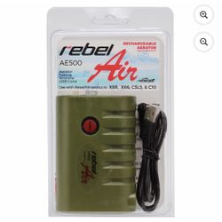 RebelFIN Pocket sized Rechargeable 18 Hour Army Green Foam Bucket Aerator with powerful LED Light to aerate up to 6 Gallons of freshwater minnows.