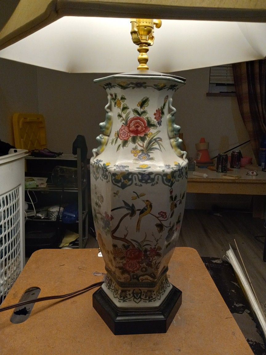 2 Gorgeous Handpaintef Oriental Lamps