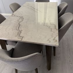 Dining Room Set With Buffet