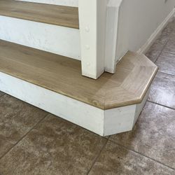 Vinyl Planks Floor