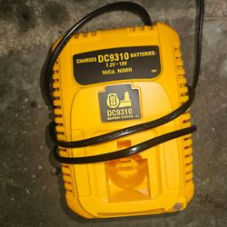Dewalt battery charger 9.2 - 18v