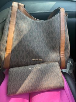 Michael Kors purse