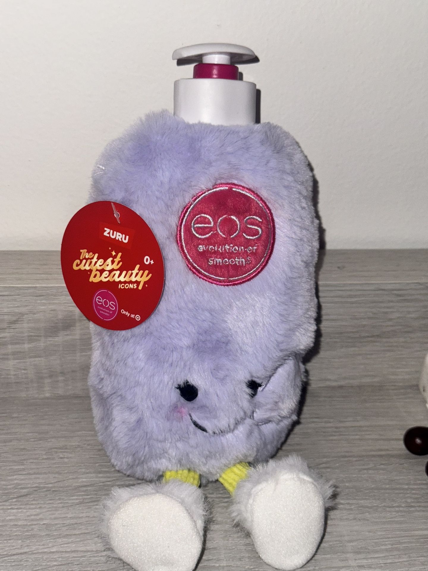 EOS PLUSH ZURU