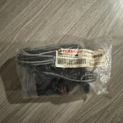 Yamaha Genuine OEM F3F-U8150-00 Stern Light Assembly With Harness