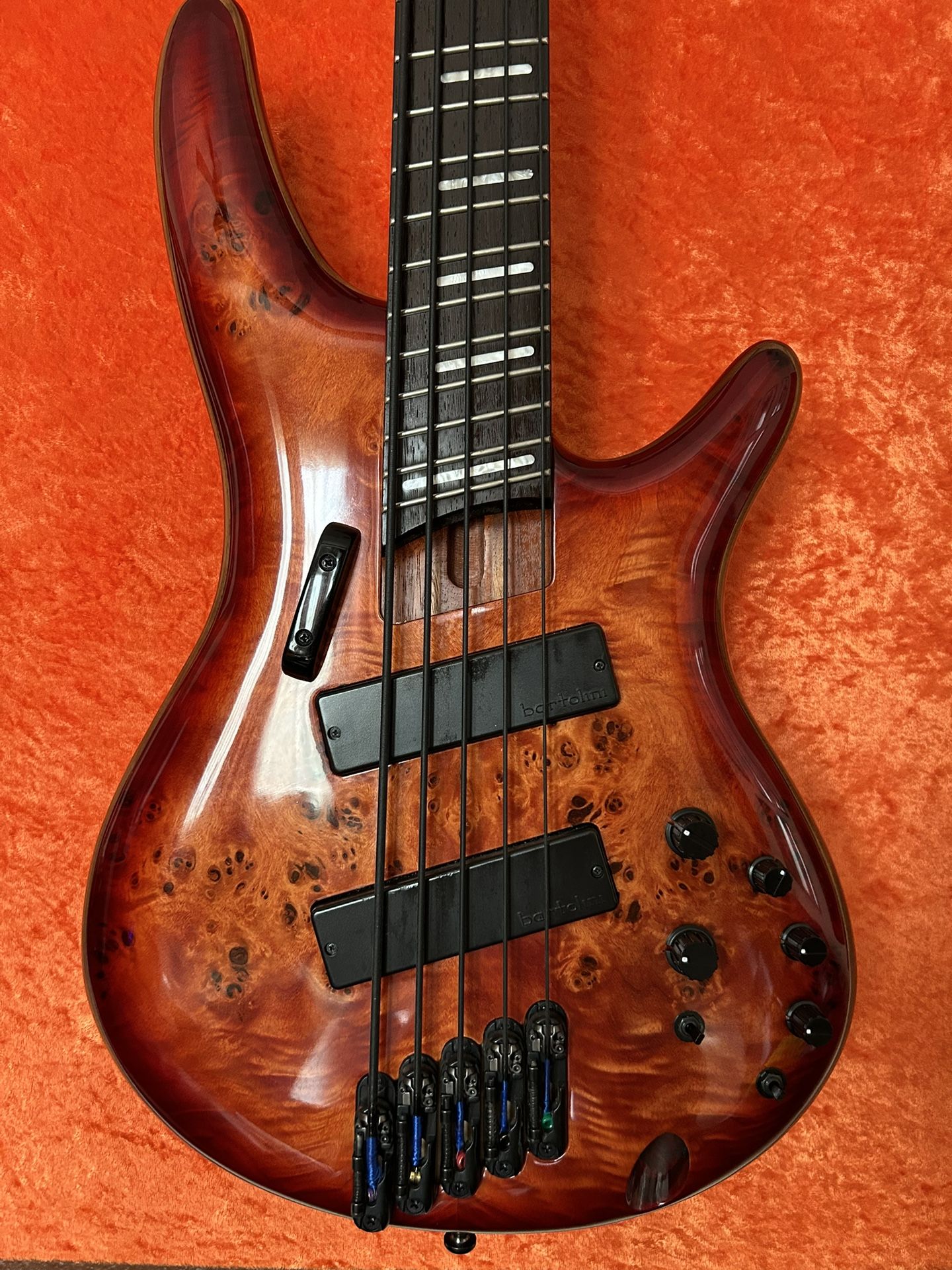 Ibanez SRMS805 - 5-string multiscale Bass