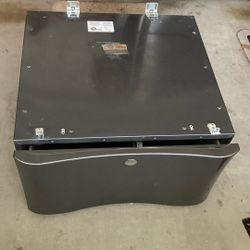 Pedestal.  And Storage Draw For Washer 