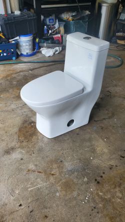 White One-Piece Toilet with Seat