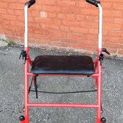 Rolling foldable seat