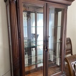 Hemingway China Hutch